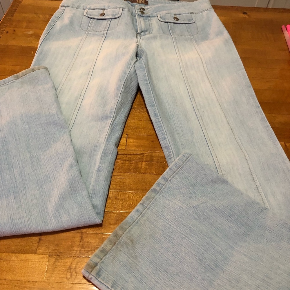 Women’s vintage L.e.I light blue bootcut jeans size 11, excellent pre-owned cond